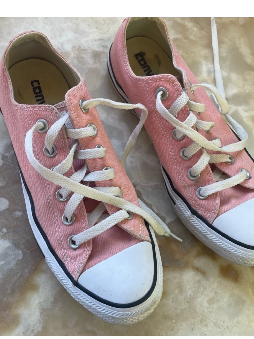 Converse lot - Picture 6 of 11